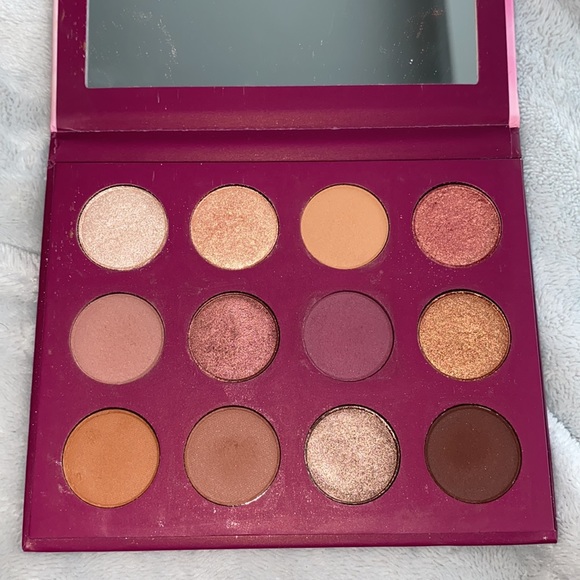Colourpop You Had me at Hello palette - Picture 2 of 3